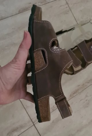 Sandalias niño piel marrón talla 36
