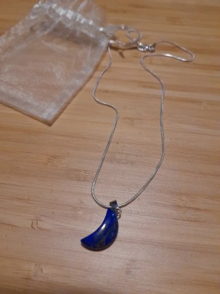 Colgante Luna Lapislázuli con cadena