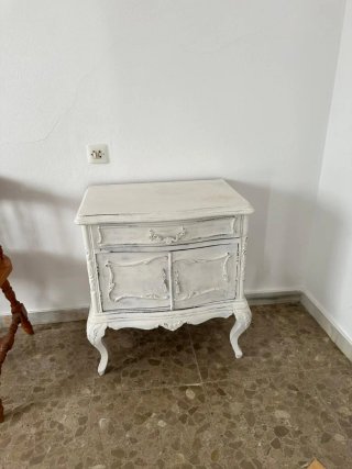 Muebles antiguos gratis, solo recoger, urge
