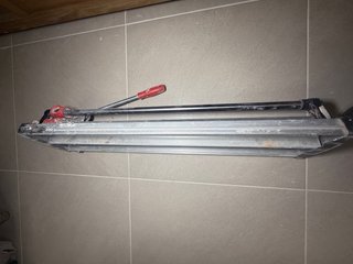 Cortadora de azulejos RUBI 60 cm