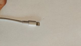 iPhone 12 Negro con cargador y funda