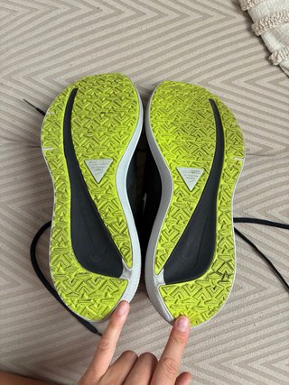 Zapatillas Nike Running Negras y Blancas