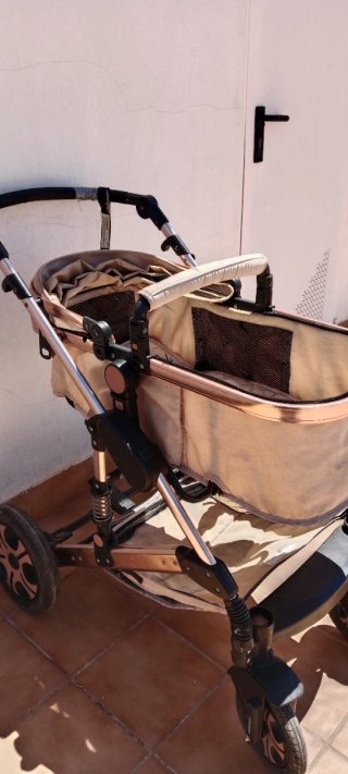 Cochecito de bebé en buen estado