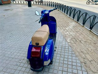 Vespa 200 Iris Azul (1990). Restaurada