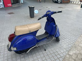Vespa 200 Iris Azul (1990). Restaurada
