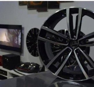 Juego de 4 Llantas 18 New -R VW020