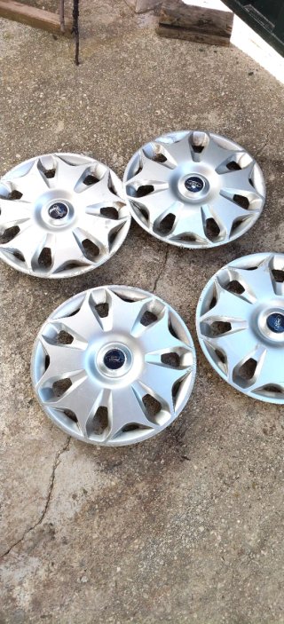 Tapacubos Ford 16 (4 unidades)