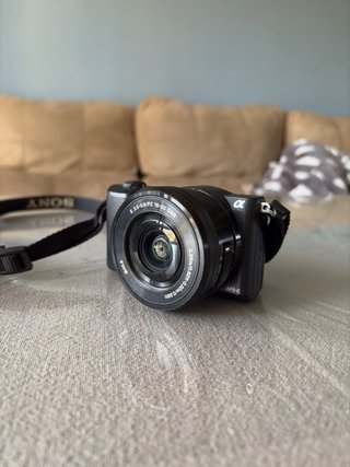 Cámara Sony A5100 (ILCE-5100) Negra