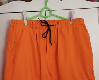 Pantalón cargo naranja