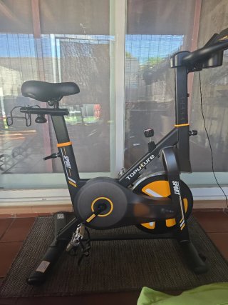Bicicleta Estática Indoor Toputure TEB5. ModeloPRO