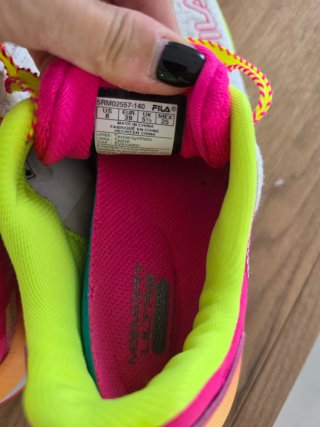 Zapatillas Fila Mujer Rosa y Amarillo