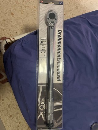 Llave dinamométrica 1/2 28-210 Nm