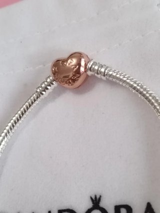 Pulsera Pandora Moments cierre corazón