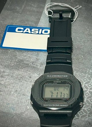 Reloj Casio W-218H