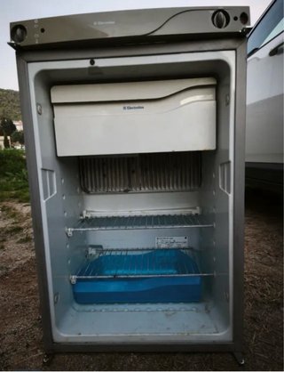 Nevera Trivalente Electrolux 6401L