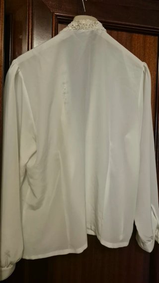 Camisa blanca vintage cruzada encaje talla44