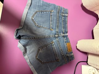 Pantalón vaquero corto