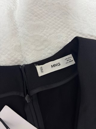Mono Mango Negro Talla M Nuevo Con Etiqueta
