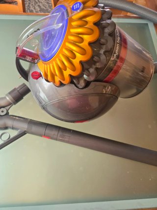 Aspiradora Dyson Big Ball Multifloor 2