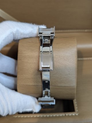 Reloj Seiko Mod Explorer II GMT Blanco Naranja