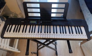 Teclado Casiotone CT-S300 con soporte