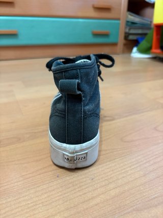 Botines Adidas Originales Negros