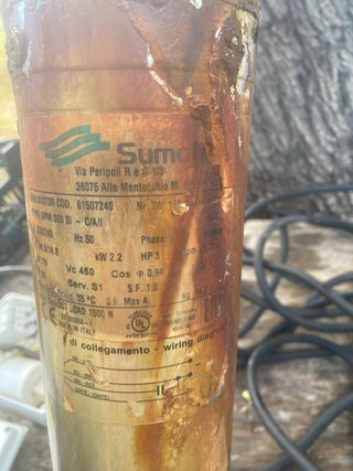 Vendo Bomba Sumergible de Pozo Omnigena 4R10-14D 2