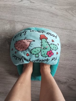 Cojín para pies de peluche