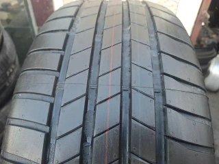 215 55 R17 94V Bridgestone - 1 neumático Km.0