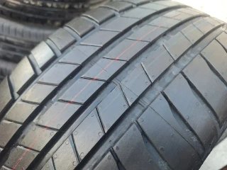 215 55 R17 94V Bridgestone - 1 neumático Km.0