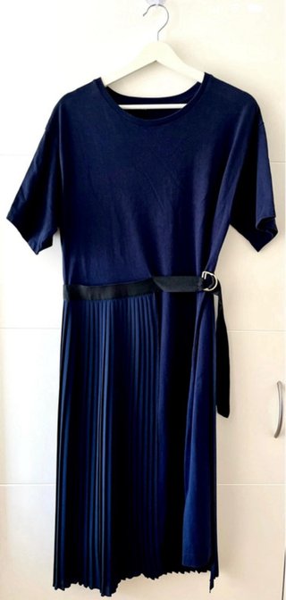 Vestido midi azul marino Zara Talla L