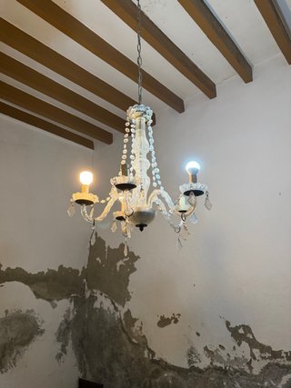 Lámpara de araña de cristal antigua