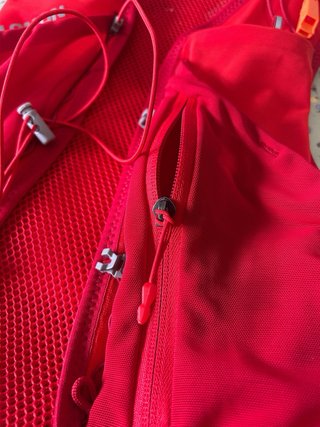 Chaleco Salomon ADV Skin 5 + 2 Softflasks