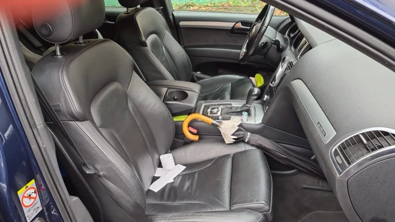 Audi Q7 2010 - foto 1