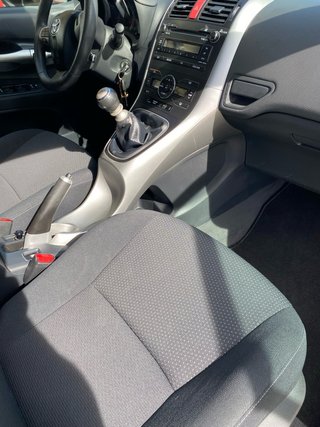 Toyota Auris 2011