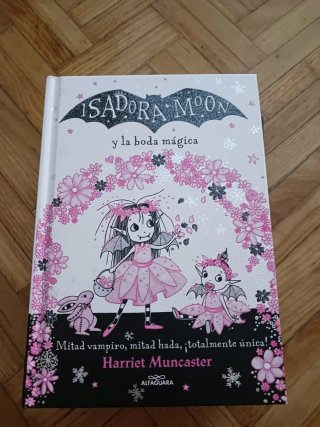 Isadora Moon. Libros Especiales