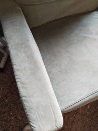 Sillón reclinable con reposapiés