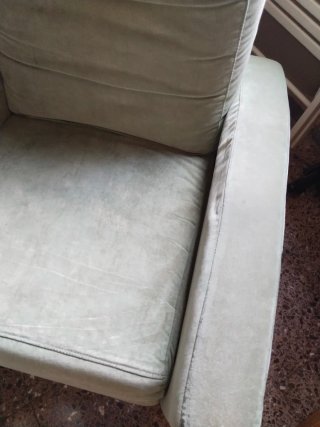 Sillón reclinable con reposapiés