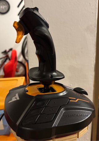 Thrustmaster T.16000M HOTAS