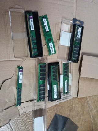 Lote memorias RAM DDR, DDR2 y DDR3 Kingston, Micro