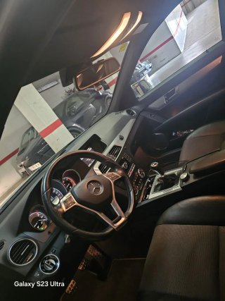 Mercedes-Benz c 180 2012