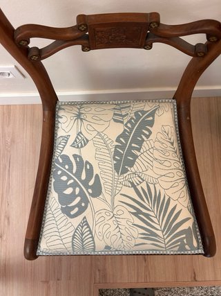 Silla antigua caoba modernista restaurada tapizada