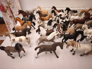 Caballos Schleich. Precio unitario