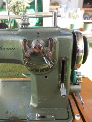 Máquina de coser REFREY Transforma