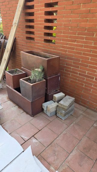 Lote de 4 maceteros de terracota