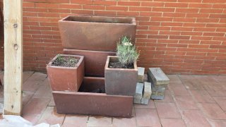 Lote de 4 maceteros de terracota