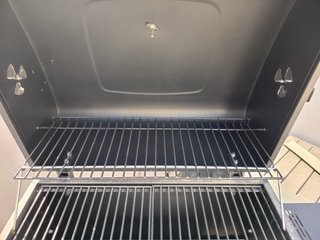 Barbacoa de carbón Naterial