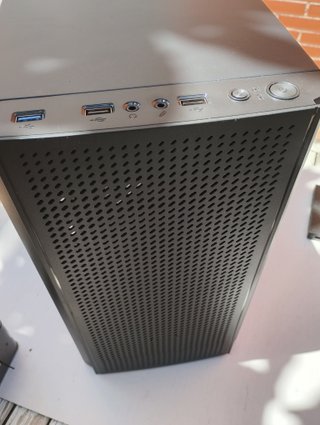 Caja Mars Gaming Mini ATX 3 ventiladores ARGB