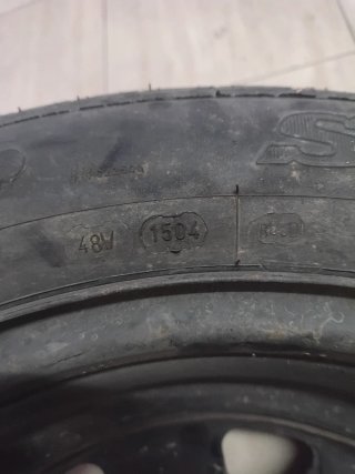 Llanta Citroën/Peugeot/Ford con neumático