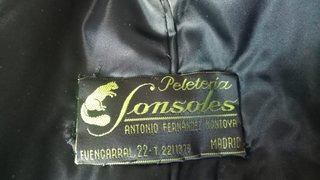 Abrigo de astracán negro